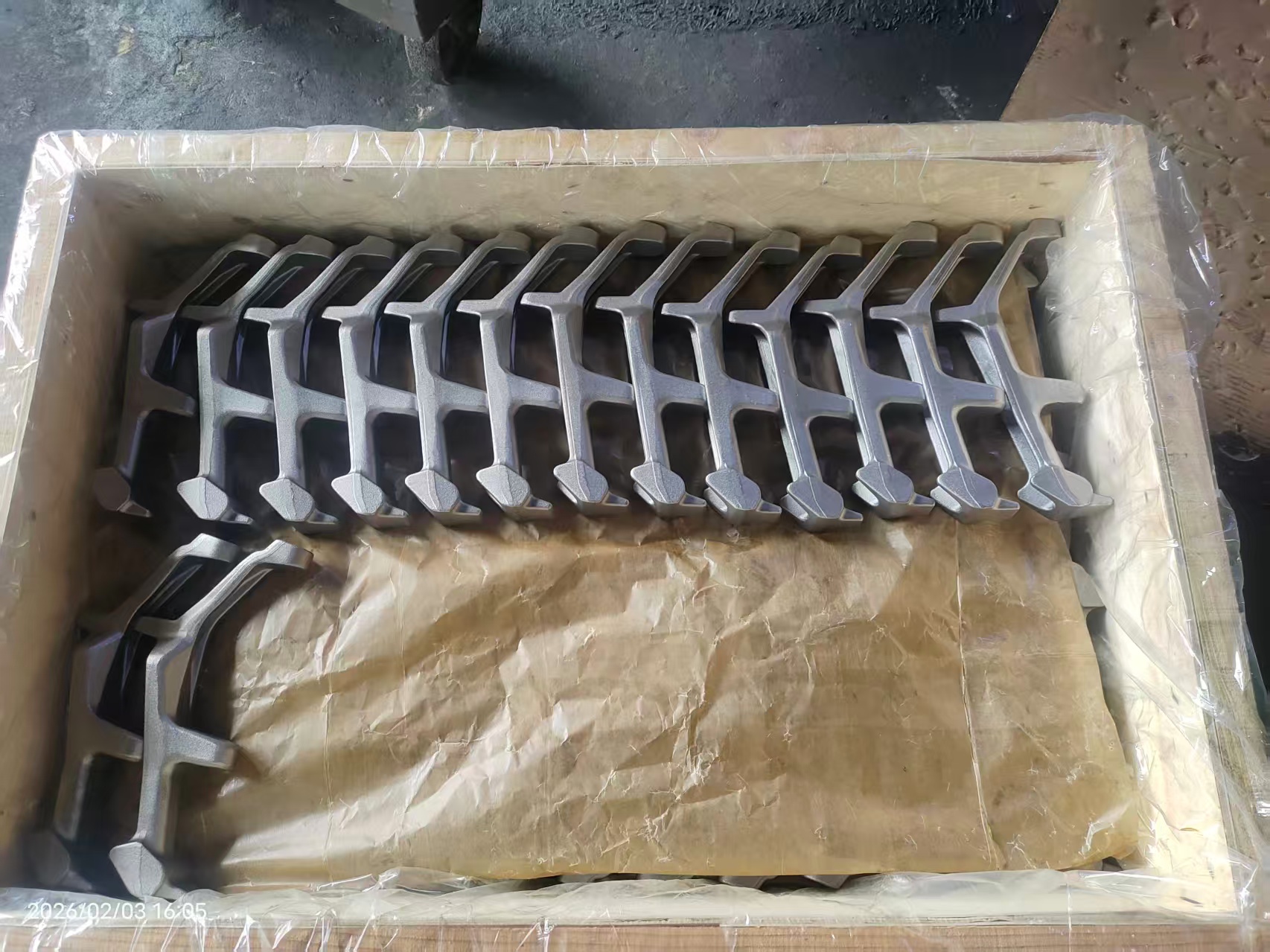 কিভাবে সিলিন্ডার ব্লক forgings জন্য উপাদান নির্বাচন করুন